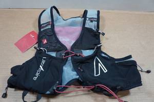 lot 108 image: Ultraspire Momentum 2.0 Race Vest