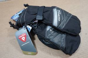 lot 122 image: Clam Ice Armor Renegade Mitts - 2XL