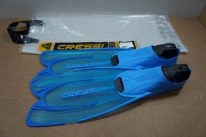 lot 161 image: Cressi Agua Adult Fins - Size 4-537-38