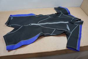 lot 171 image: Cressi Lido Womens 2mm Wetsuit - S2, Purple