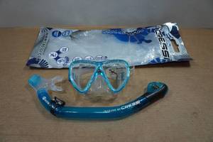 lot 178 image: Cressi Big Eyes Evolution & Blulove Snorkel Set