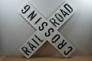 lot 184 image: Novelty Railroad Crossing Sign