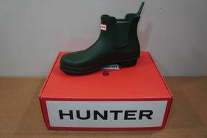 lot 342 image: Hunter Womens Original Chelsea Rain Boots - Size 7, Green