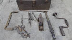lot 21 image: Vintage Tools