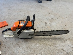 Stihl 028 AV Super Wood Boss with Extra Chains and 18" Bar