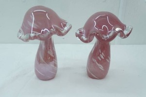 lot 45 image: Pair of Hand-Blown PinkMauve Glass Mushroom Figurines