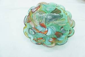 lot 62 image: Vintage Mid-Century Murano Art Glass Bowl or Ashtray. Tutti Frutti or Bizantino series