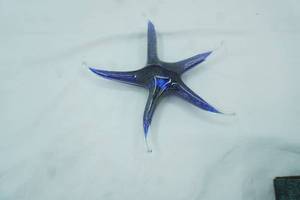 lot 71 image: Hand-Blown Art Glass Starfish Paperweight or Sculpture