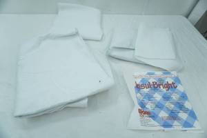 lot 99 image: Insul-Bright. Needled Insulated Lining