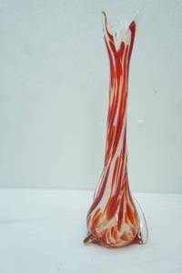 lot 121 image: Vintage Murano Art Glass Swung Base with RedOrangeWhite Swirl pattern