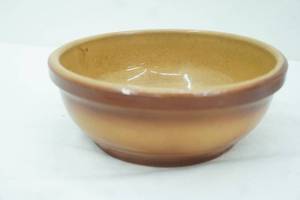lot 151 image: Vintage Watt Ware Eve-N-Bake Mixing Bowl 8 diameter by 3 tall