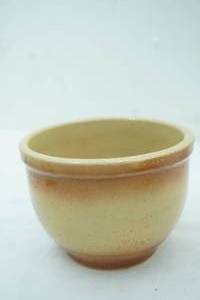 lot 152 image: Vintage Watt Ware Eve-N-Bake Mixing Bowl 6 diameter by 4.5 tall