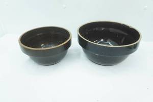 lot 176 image: Vintage Brown Glaze Stoneware Mixing Bowls. Crock Bowls