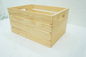 lot 200 image: Stackable wood crate,12.5 x 18 x 9.5