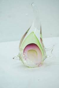 lot 219 image: Hand Blown Art Glass Angel Fish Figurine Featuring internal green ,pinkcranberry coloration,8.5