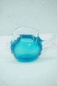 lot 220 image: Vintage Blue Art glass fish Sculpture Jellyfish,4.5 x6
