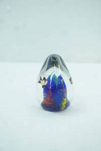 lot 229 image: MuranoMurano-Style Art Glass Aquarium Paperweight 3.5 tall