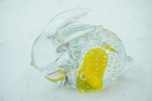 lot 232 image: Art Glass Bunny Rabbit Paperweight wcontrolled bubbles. 4 long by 2.75 tall