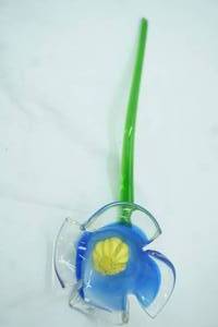 lot 243 image: Art Glass Flower, Hand-Blown