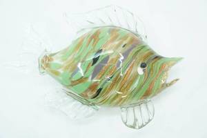 lot 188 image: Murano-Style Art Glass Fish Sculpture (broken fin on the bottom)