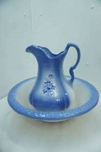 lot 260 image: Vintage Blue & White Ironstone Pitcher and Wash Basin Set