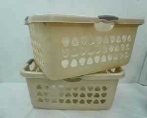 lot 306 image: 2 Large Laundry Baskets