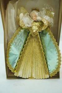 lot 357 image: Vintage Nuremberg Wax Angle Christmas Tree Topper