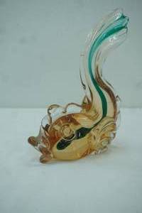 lot 397 image: Vintage Italian Murano Glass Fish Sculpture 8.5 tall