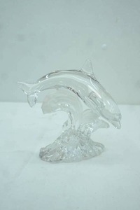 lot 401 image: Lenox Crystal Dolphin Figurine 6.5