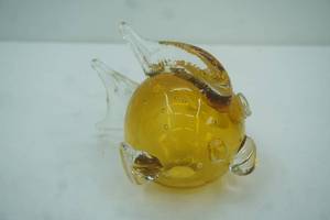 lot 406 image: Hand-Blown Art Glass Puffer Fish in Amber Color