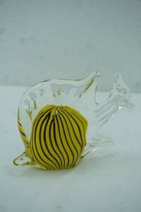 lot 417 image: Art Glass Angelfish Sculpture. Yellow, Black, Clear Glass
