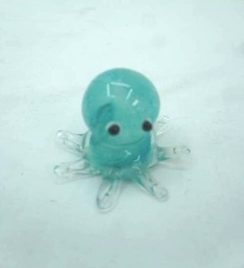 lot 430 image: Hand-Blown Art Glass Octopus Figurine
