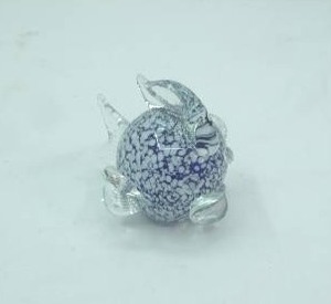 lot 432 image: Art Glass Puffer Fish Sculpture