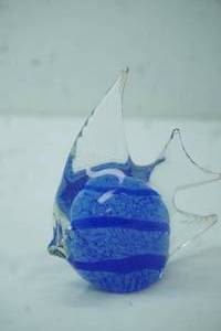 lot 433 image: MuranoMurano-Style Angelfish Figurine