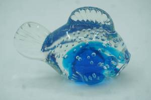 lot 444 image: Vintage Hand-Blown Art Glass Fish Figurine with Controlled Bubbles.