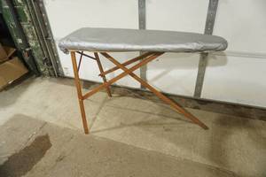 lot 485 image: Vintage Ironing Board
