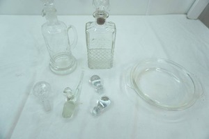 lot 497 image: Vintage Crystal Decanter, Etched Glass Romanian Crystal Decanter, Pyrex Pie Plate, Decanter Stoppers