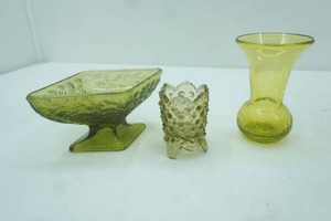 lot 524 image: Vintage Indiana Green Glass Diamond-Shaped Pedestal Candy Dish Daisy Blossom pattern Fenton Colonial Green Hobnail Side Spikes Toothpick Holder Vintage Hand-Blown crackle glass bud vase in lime green