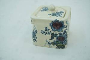 lot 551 image: Vintage Charlotte Burleigh Ironstone Burslem Teapot wFloral Design