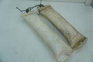 lot 572 image: Boat Bumpers