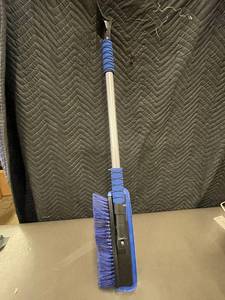 lot 16 image: Auto Drive 58-Inch Extendable Snow Brush with Ice Scraper