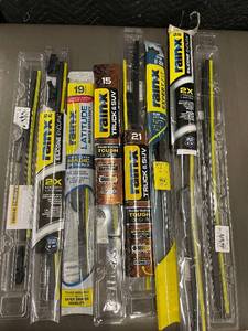 lot 30 image: Rain-X Wiper Blades Lot - Truck & SUV, Assorted Sizes 15-26 in