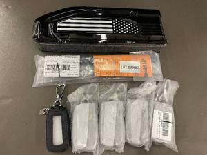 lot 41 image: Lift Supports Kit - 4 Gas Struts  Key Fob Case