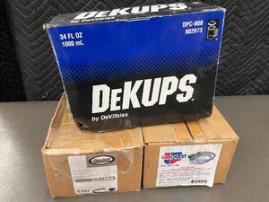 lot 50 image: DeKUPS by DeVilbiss Reusable Sleeve & Lid Kit (2) - SX1068 Roller Handle - CQ24-1496 AC Hose 10 Pack