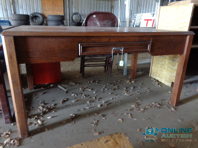 lot 36 image: Wooden Desk