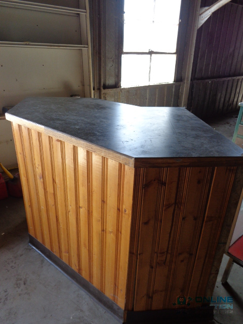 lot 41 image: Wooden Bar