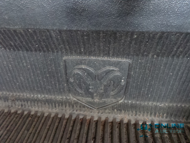 lot 64 image: Truck Liner