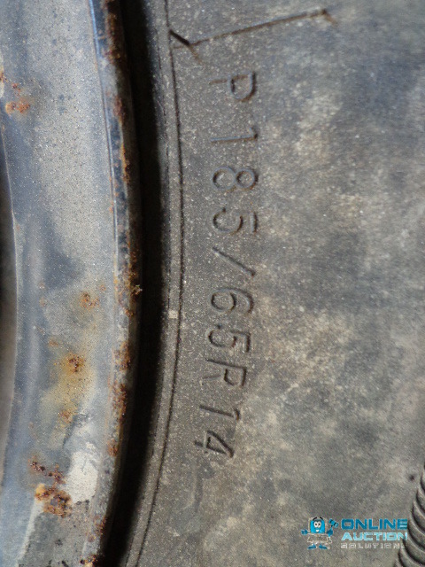 lot 106 image: Jetzon