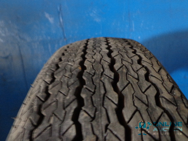 lot 94 image: (1) Goodyear Power Cushion Tire