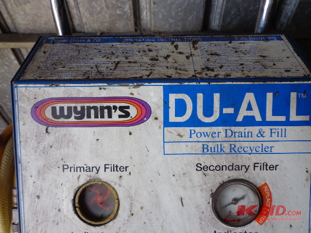 lot 81 image: Wynn DuAll Power Drain and Fill Bulk Recycler